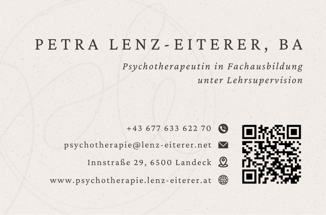 Visitenkarte – Rückseite (Kontaktdaten und QR-Code)